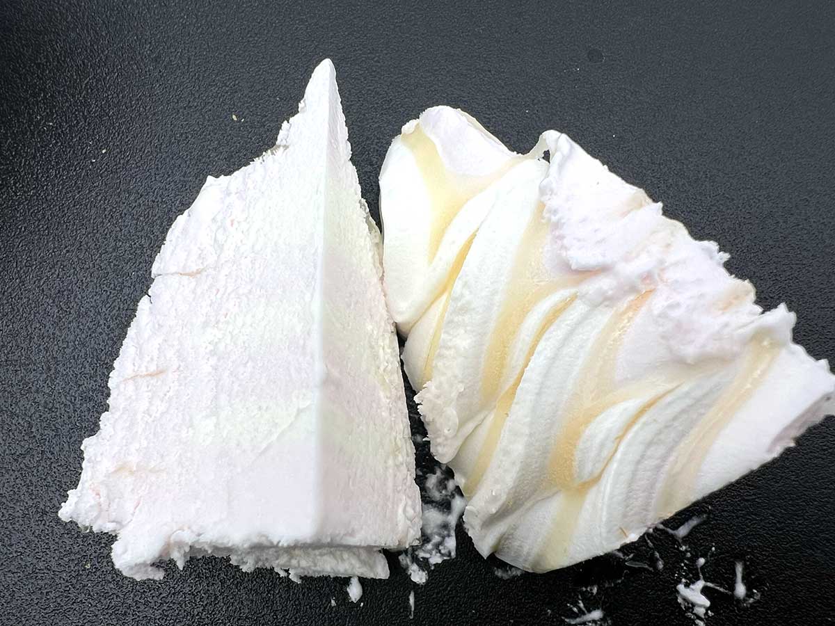 セブンイレブンチョコレートバンク　ワッフルコーン　ショコラ＆カカオフルーツ