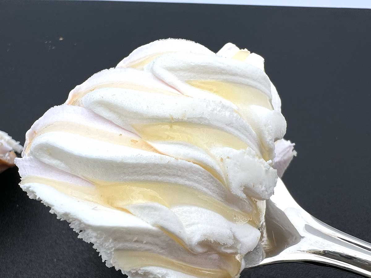 セブンイレブンチョコレートバンク　ワッフルコーン　ショコラ＆カカオフルーツ