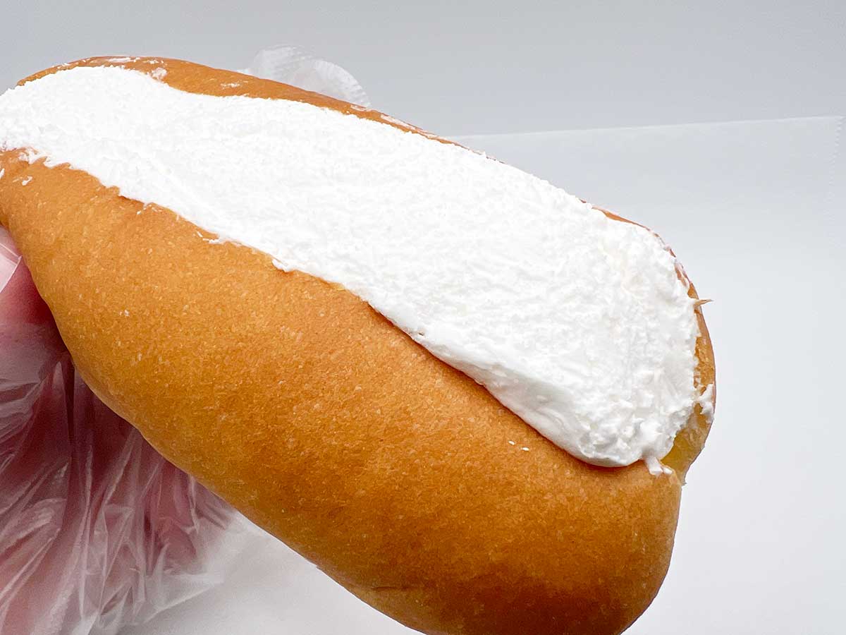 ファミマ生コッペパン（たっぷりミルクホイップ）