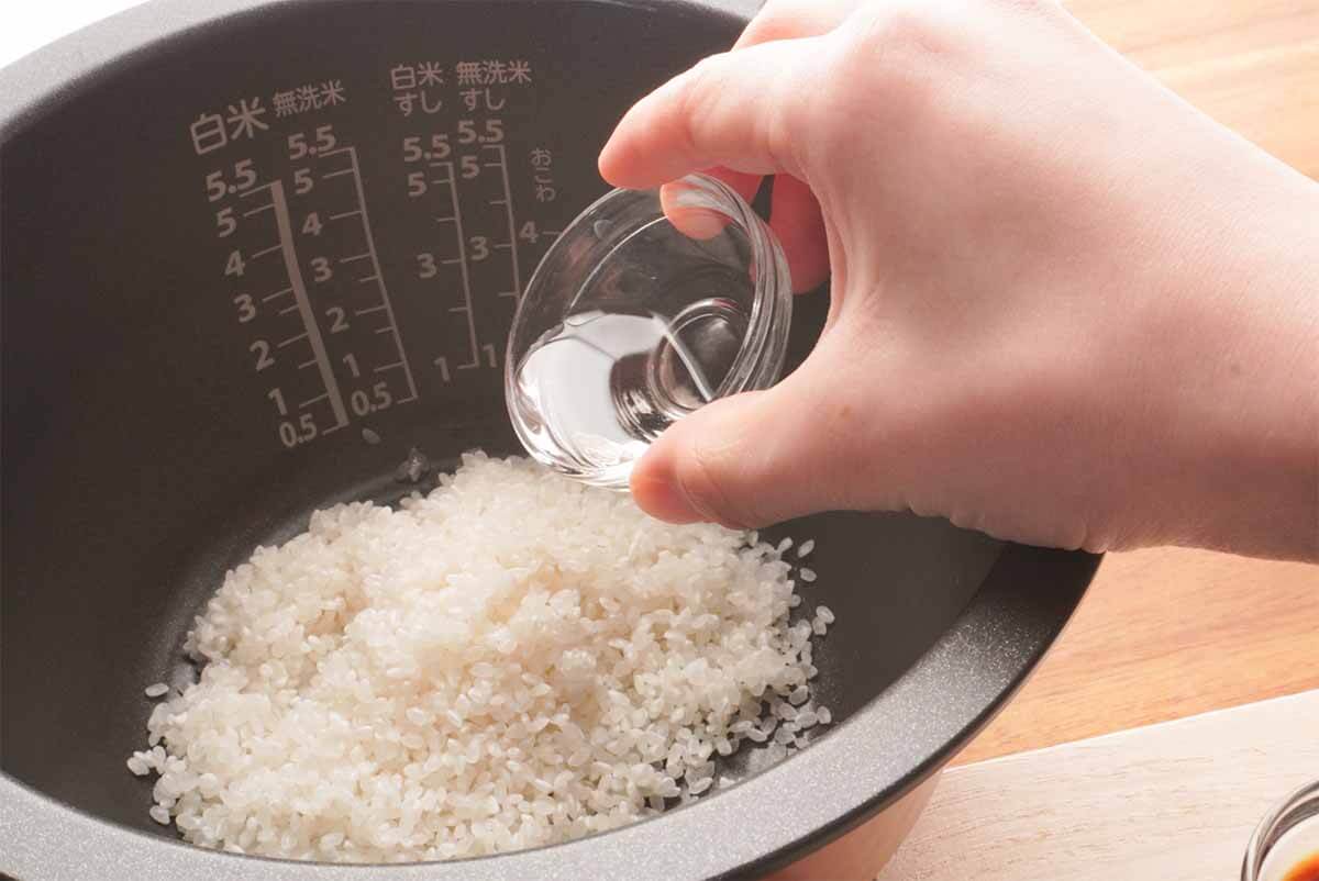 松茸の味お吸い物「簡単炊き込みご飯」