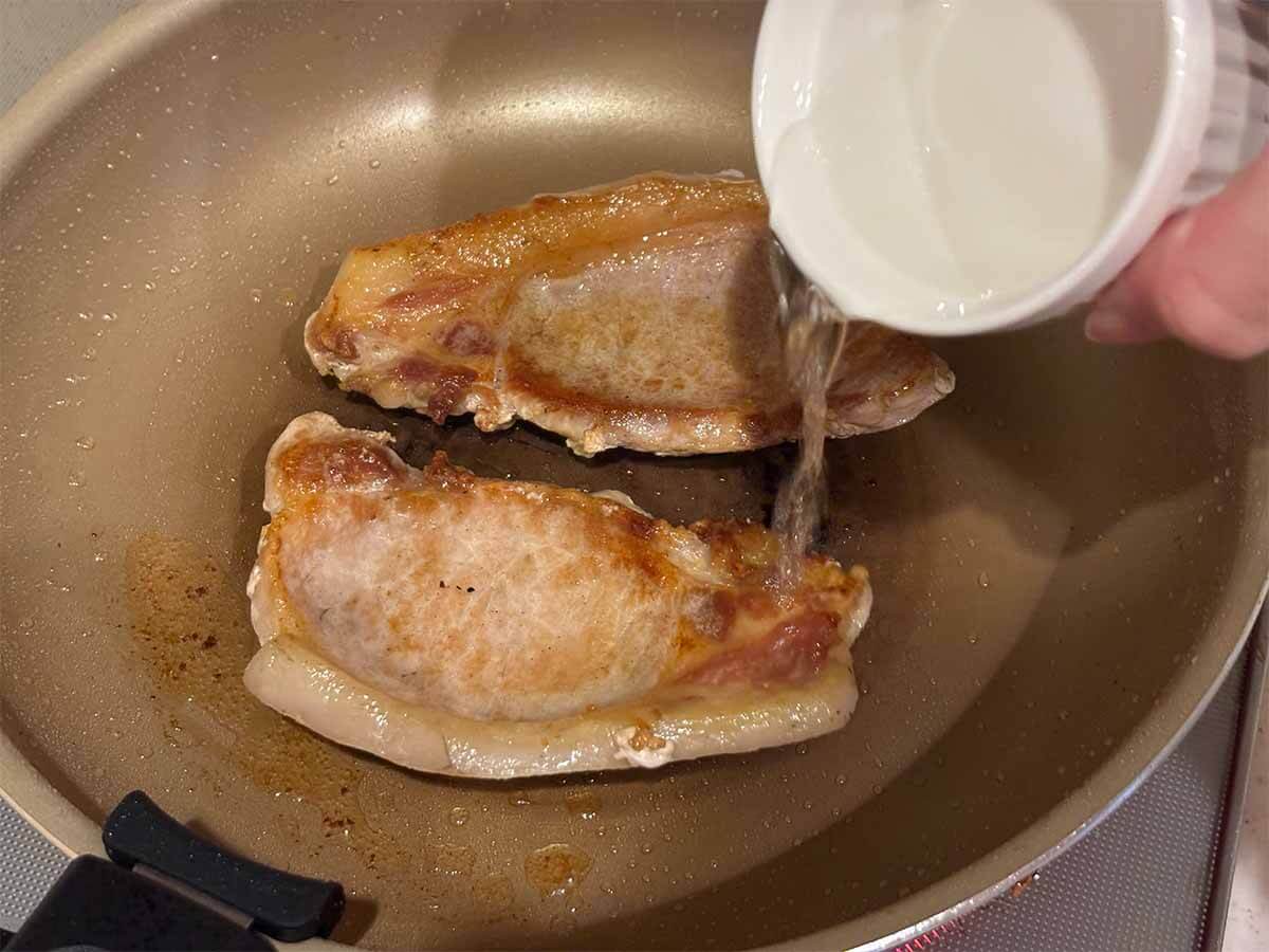 タサン志麻さん「きのこと豚肉のソテー」