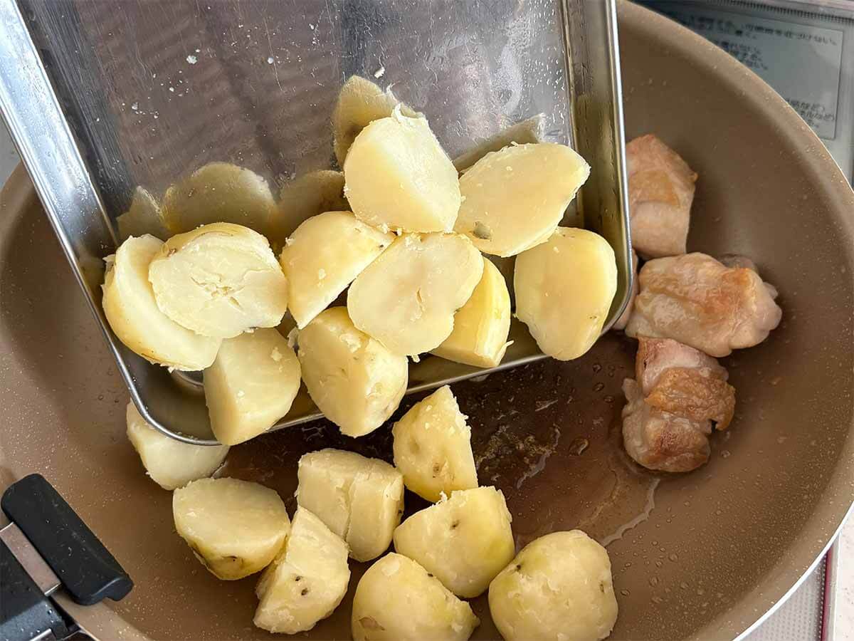 タサン志麻さん「カリカリじゃがいもと鶏のソテー」