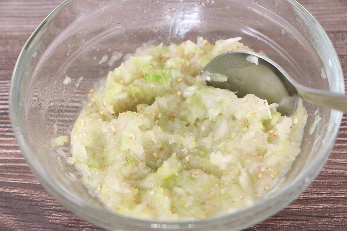 笠原将弘さん「鶏むね肉のタン塩風」