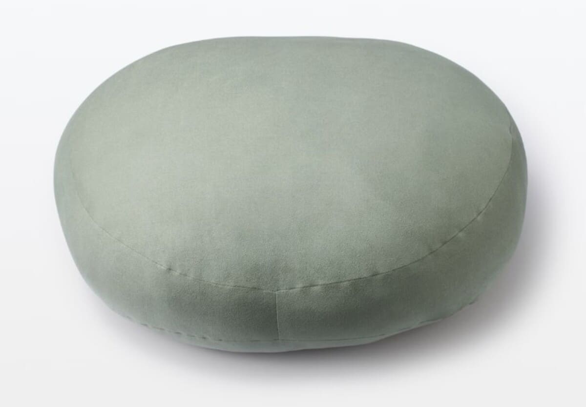 無印良品　背当てにもなるやわらかマルチクッション