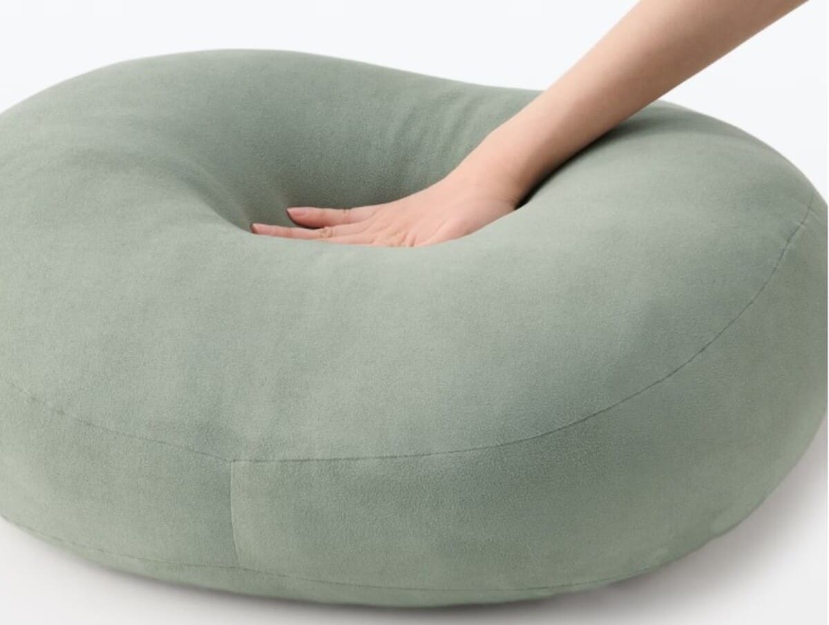 無印良品　背当てにもなるやわらかマルチクッション