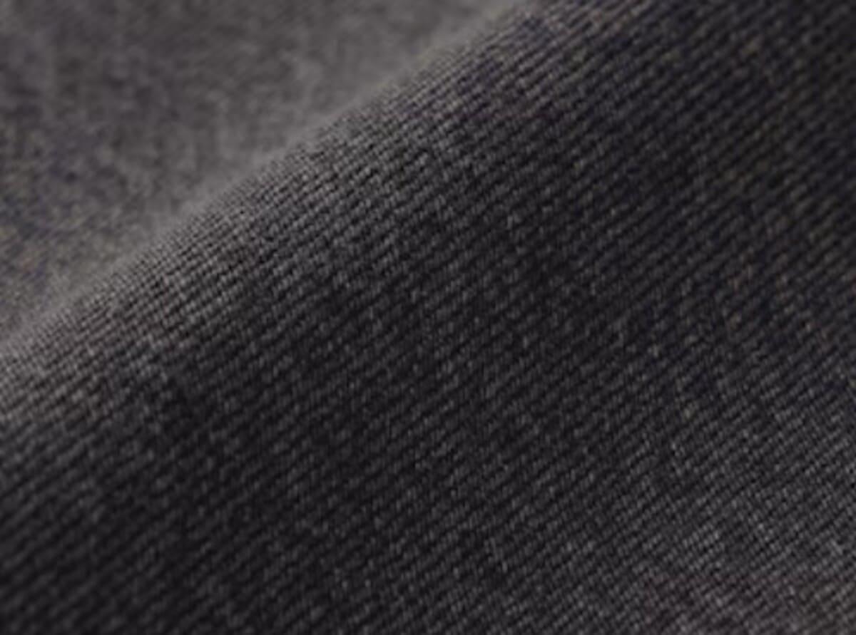 GU　バギーフレアジーンズ