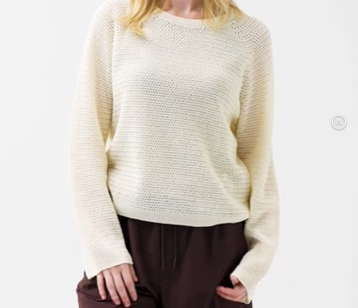 ユニクロ　3Dメッシュクルーネックセーター