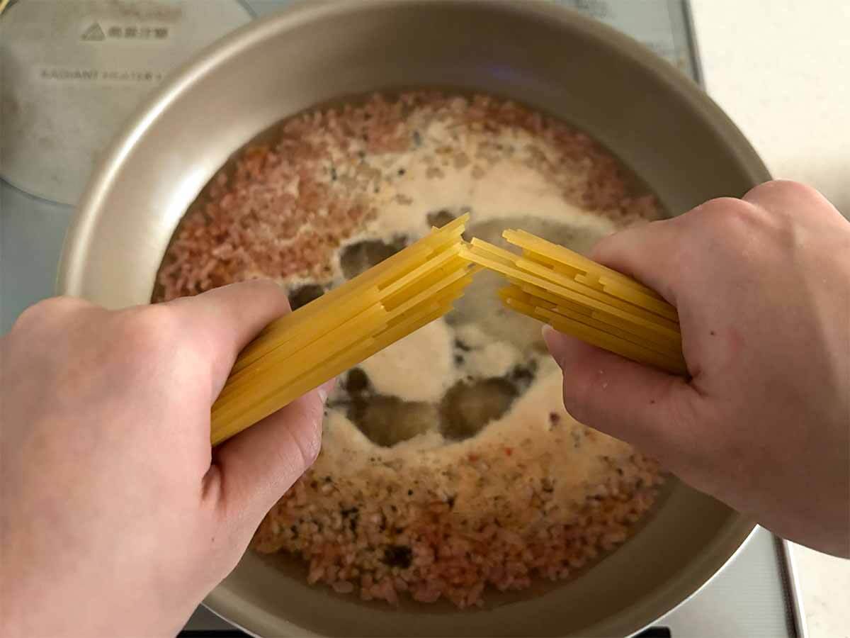 ワンパン!甘辛そぼろパスタ