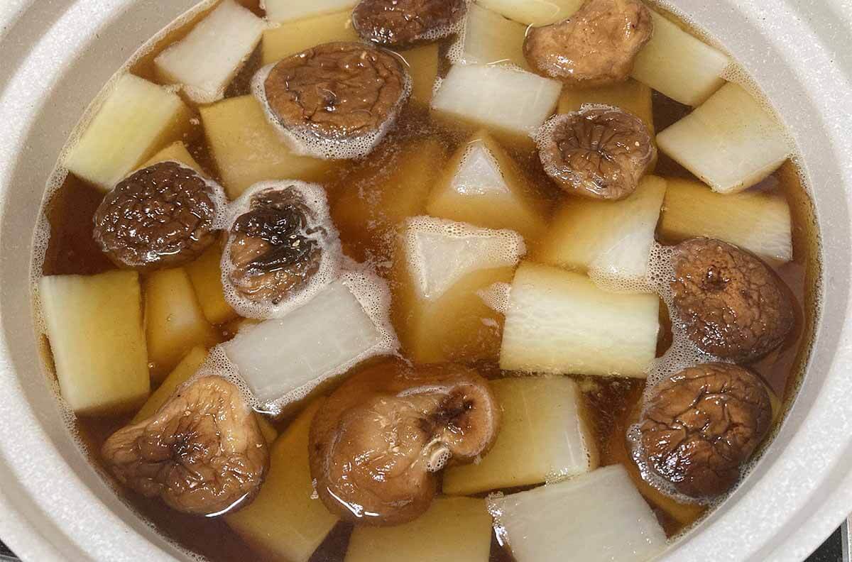 栗原はるみさん「大根と鶏肉の煮もの」