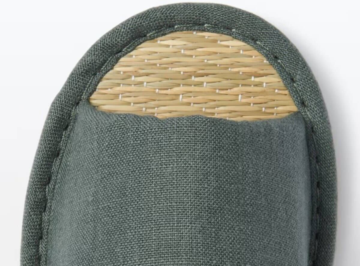 無印良品　イ草スリッパ・前あき