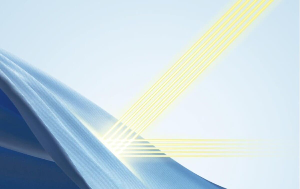 ユニクロ UVカットクルーネックカーディガン