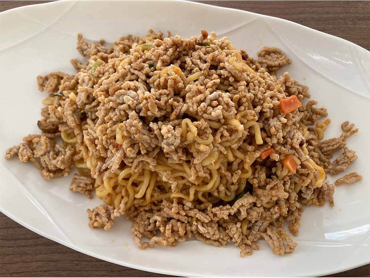 タサン志麻さん「辛ラーメンのまぜそば」