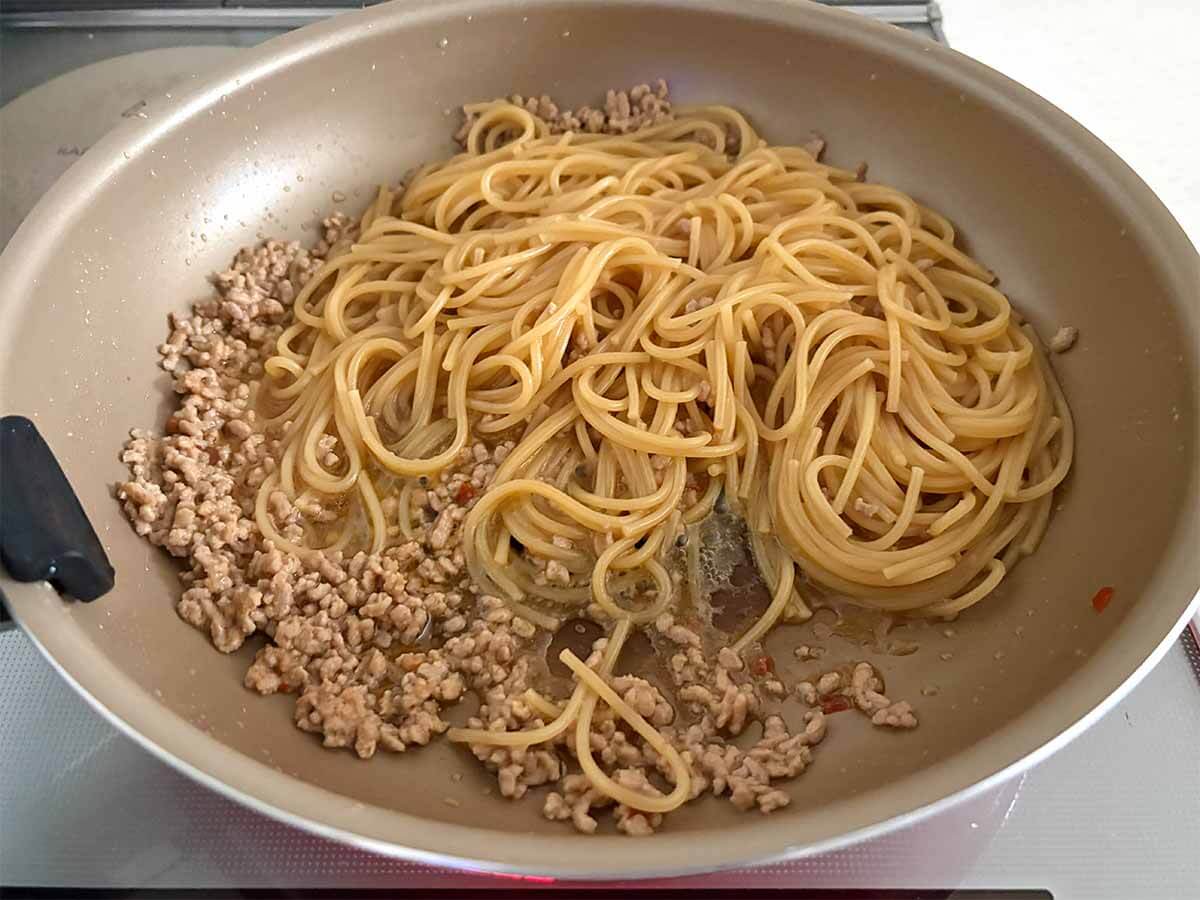 ワンパン!甘辛そぼろパスタ