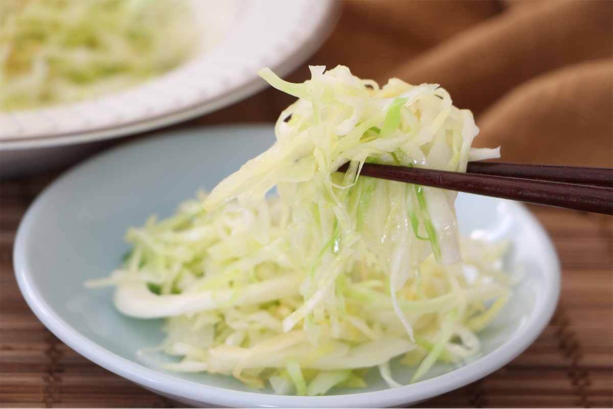 栗原はるみさん「キャベツのバター炒め」