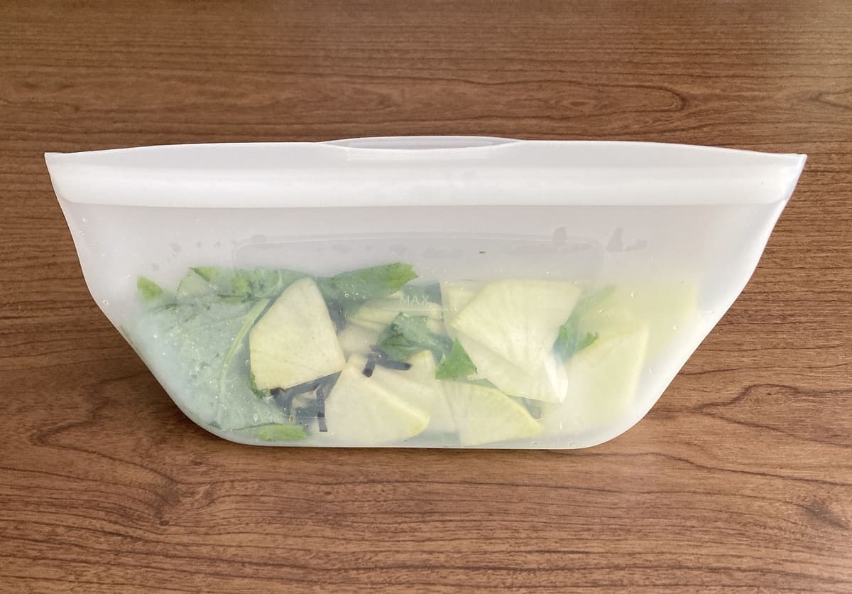 ダイソー「チャック式シリコーン保存袋」