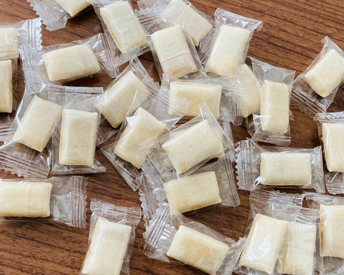 久世福商店「さくさく食べる飴　ありへいとう【きなこ】」