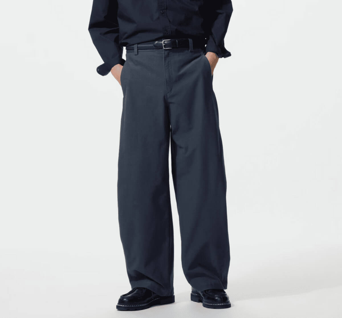 ユニクロジャージーバレルレッグパンツ