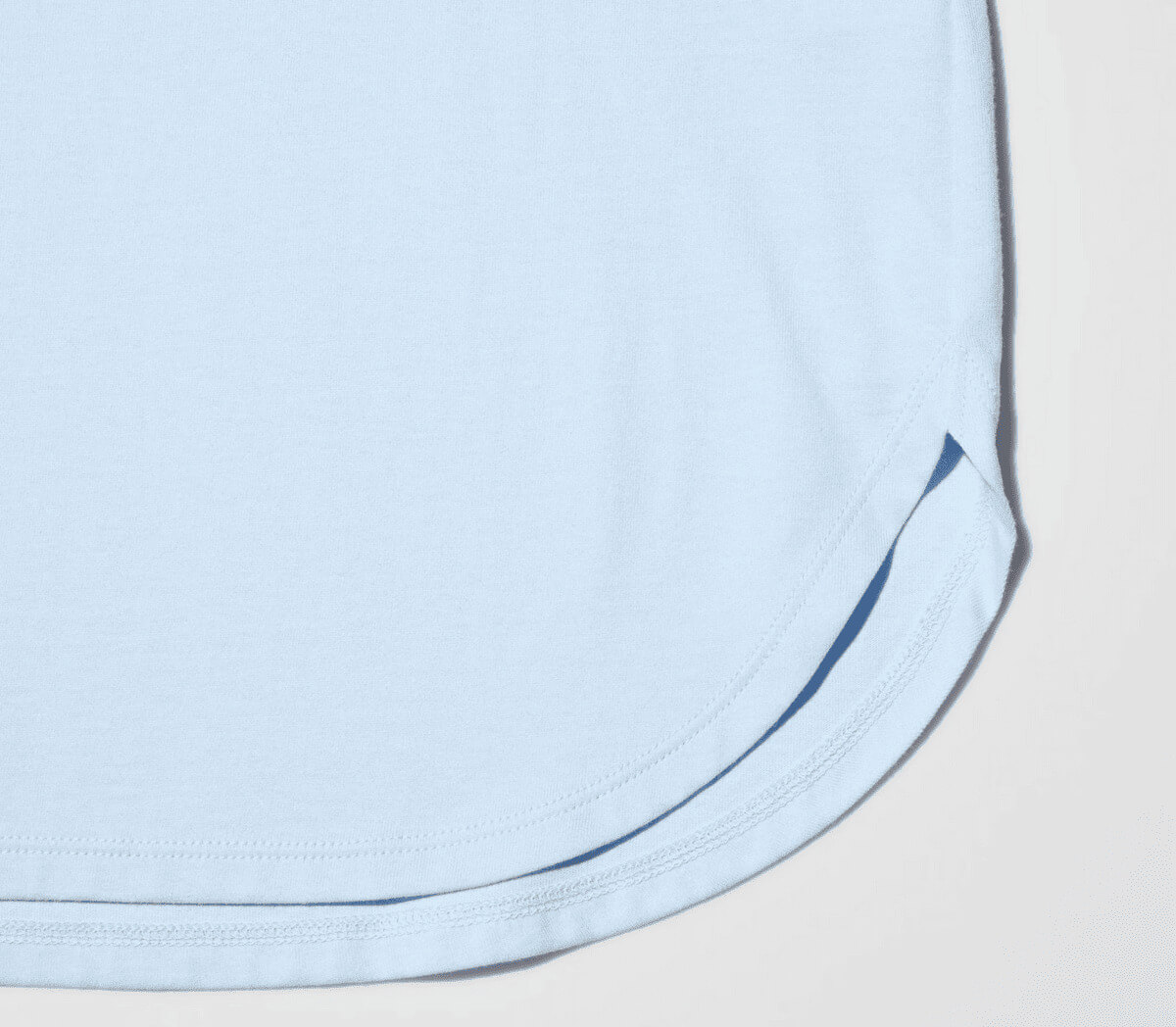 ユニクロソフトコットンラウンドヘムT/長袖