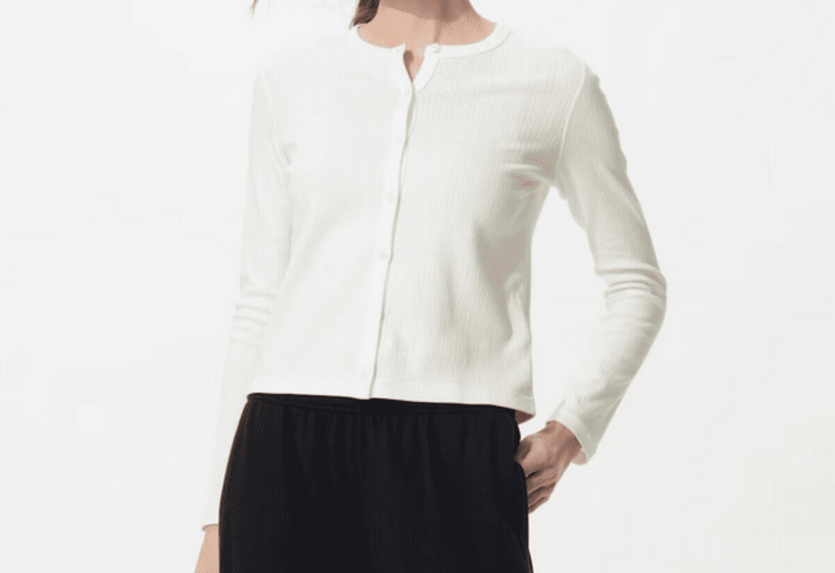 ユニクロポインテールカーディガン