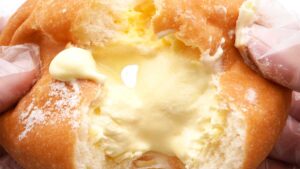 ファミマたっぷりダブルカスタードドーナツ