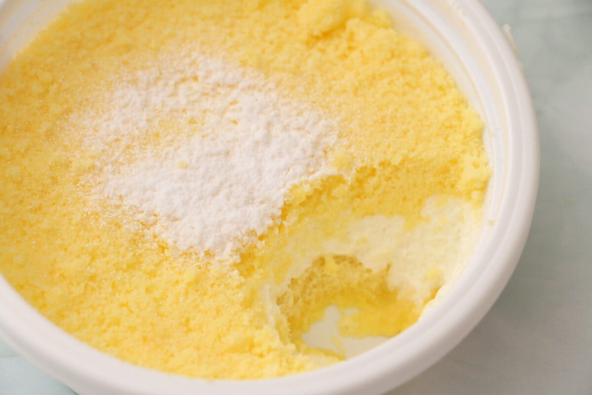 ファミリーマート45％増量中「天使のチーズケーキ」