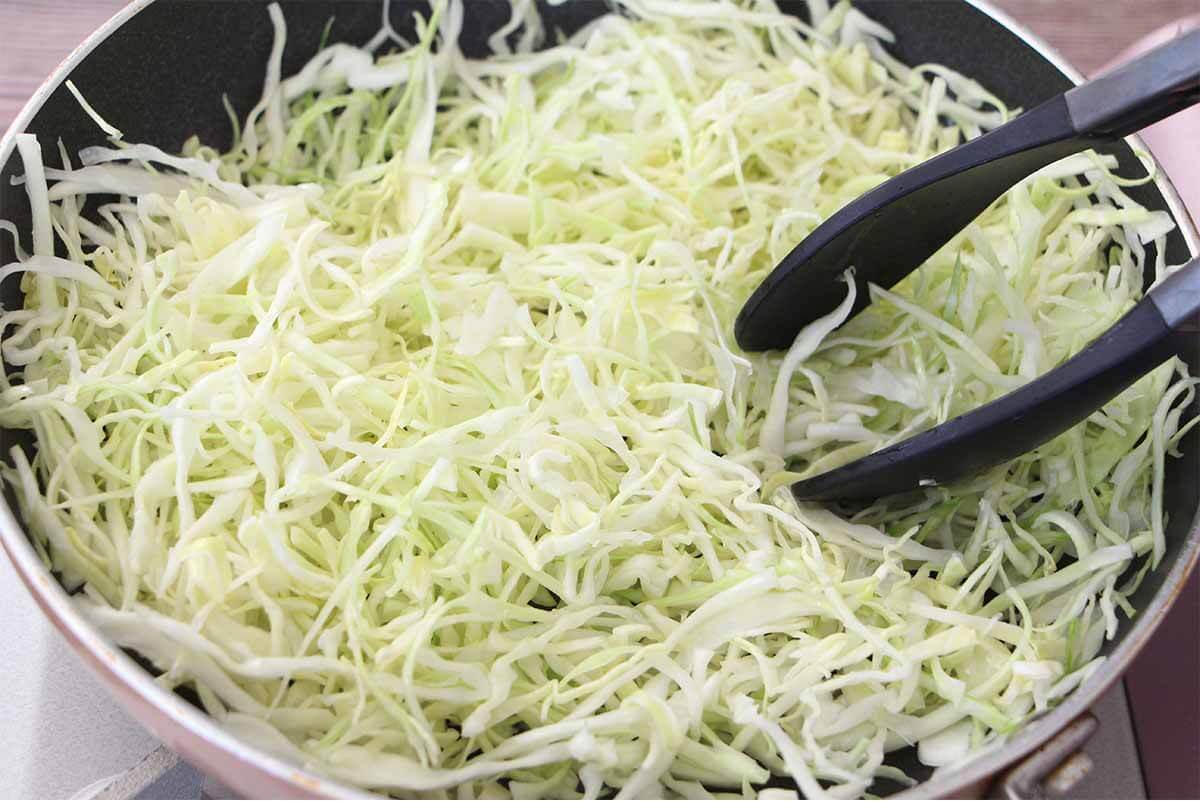 栗原はるみさん「キャベツのバター炒め」