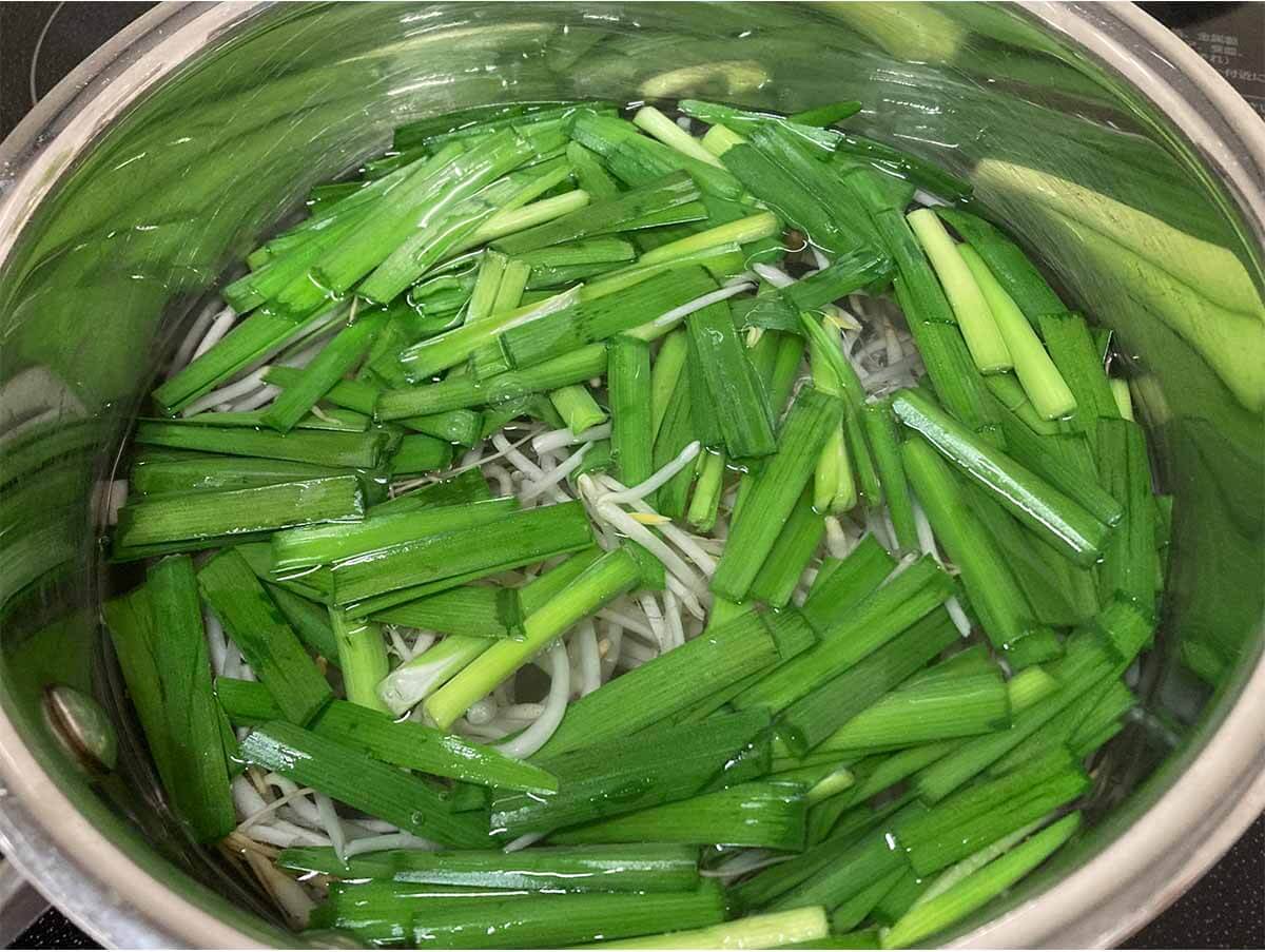 タサン志麻さん「辛ラーメンのまぜそば」