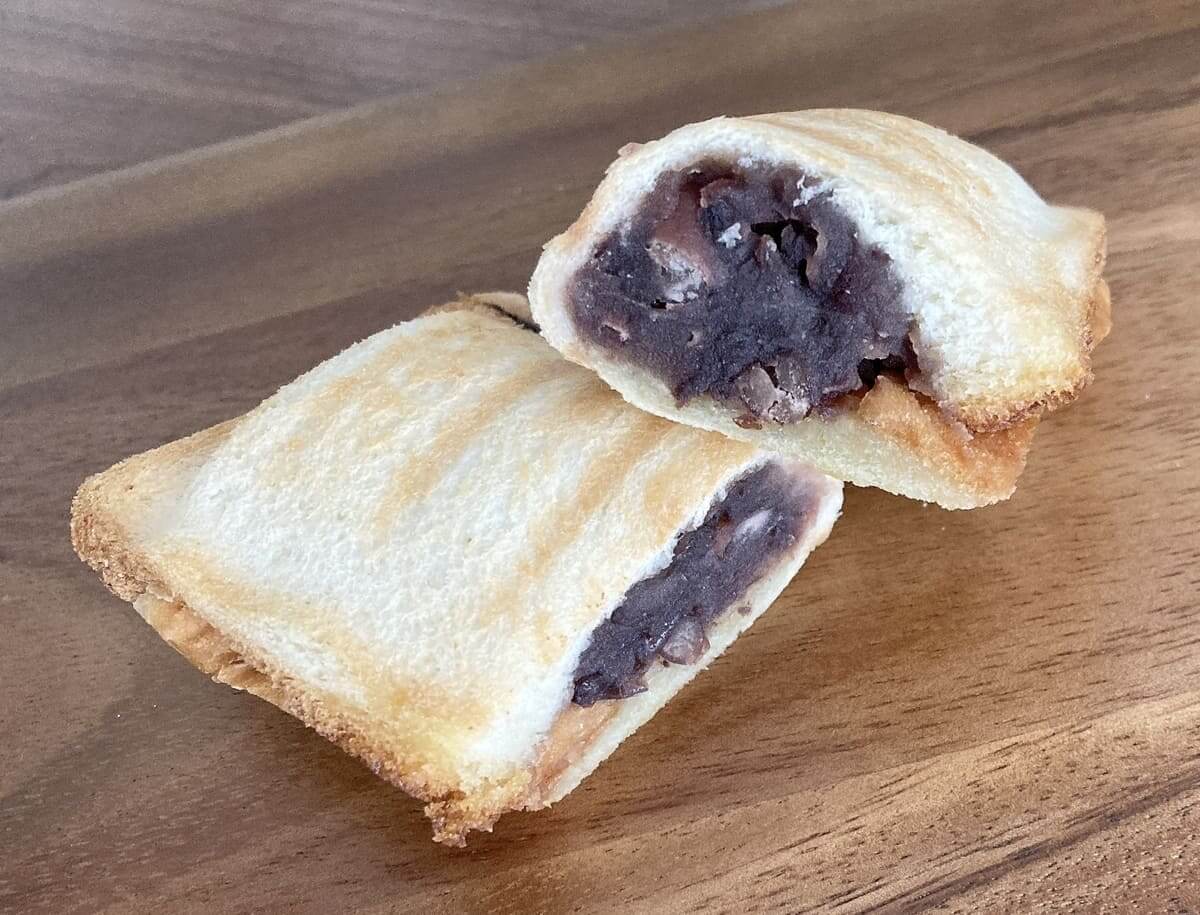 3COINS「電子レンジ用ハーフホットサンドメーカー」