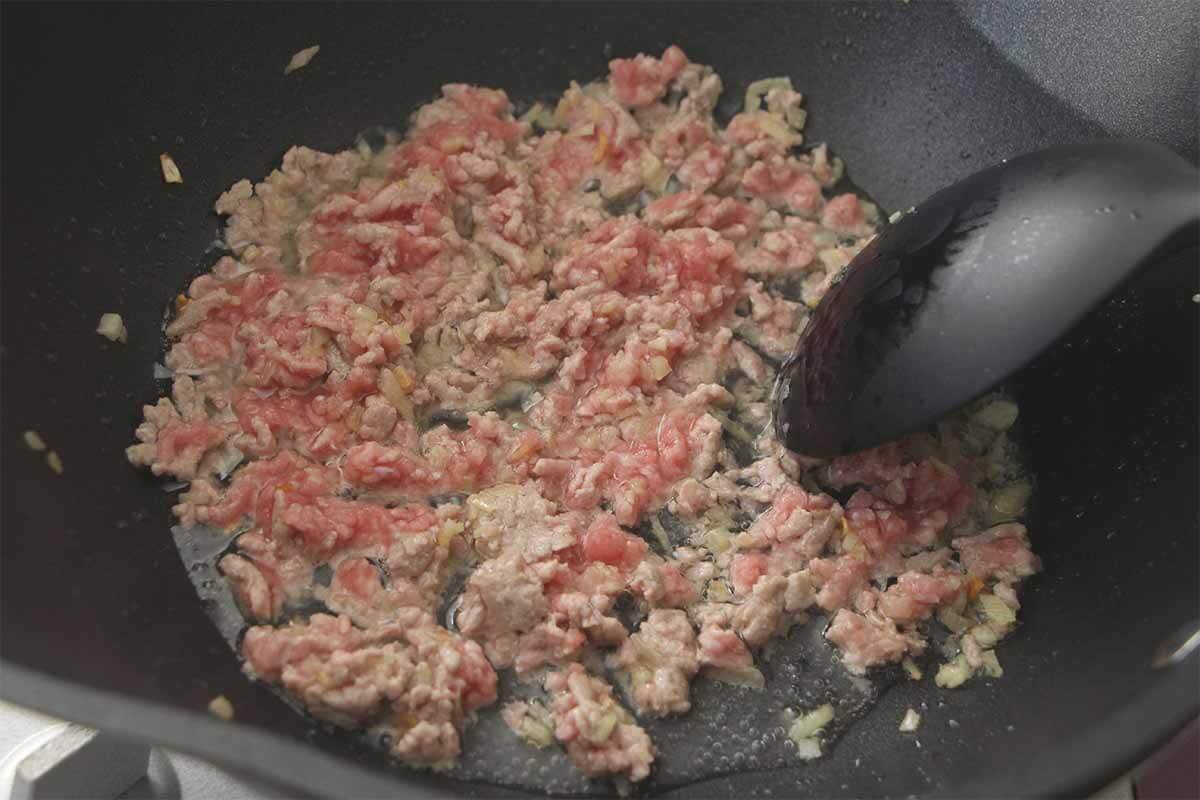 土井善晴さん「豆腐とひき肉の煮物」