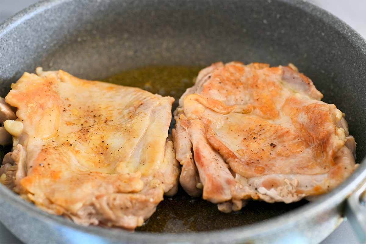 タサン志麻さん「鶏肉のバスク風煮込み」