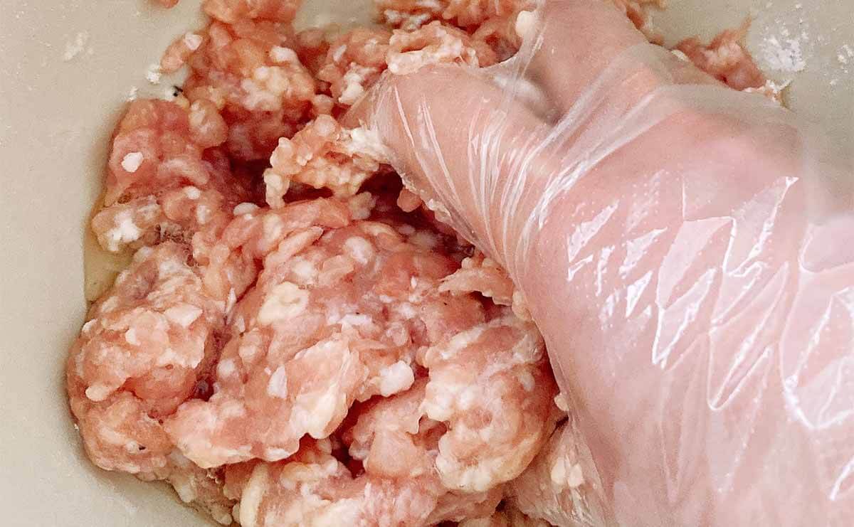 栗原はるみさん「とりつくねの照り焼き」