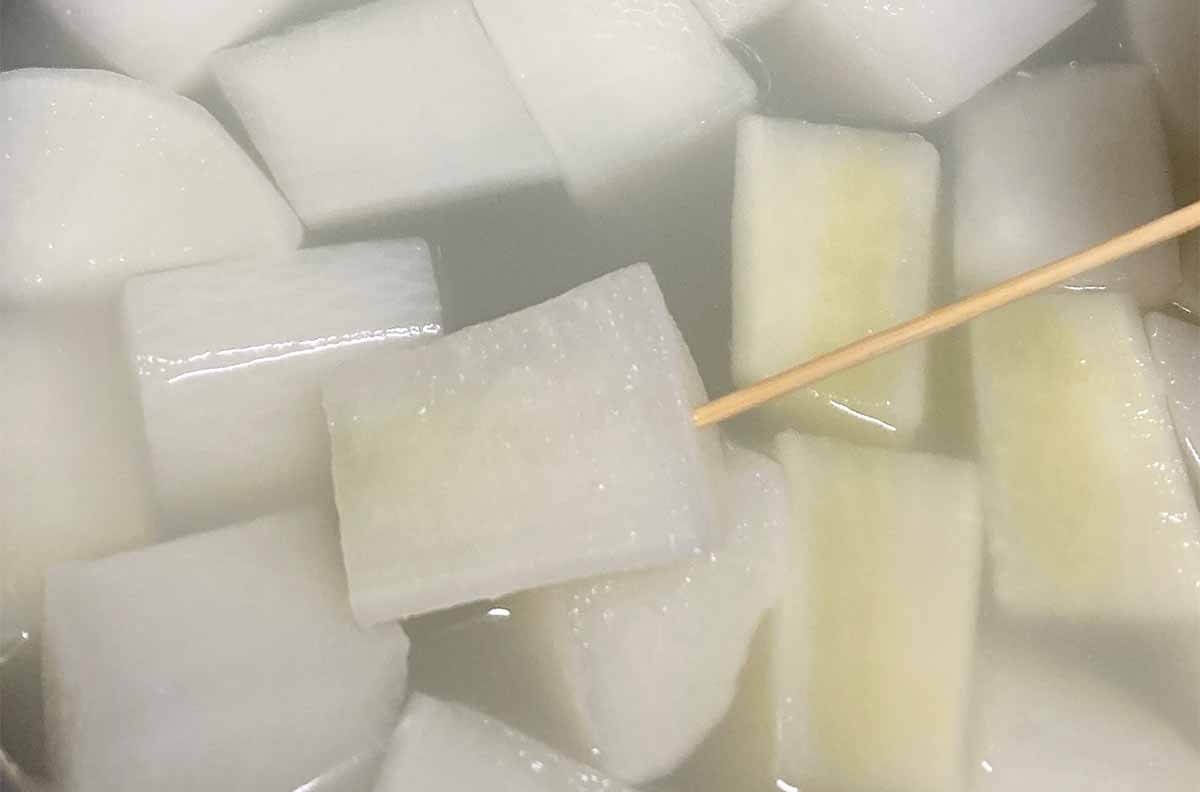 栗原はるみさん「大根と鶏肉の煮もの」