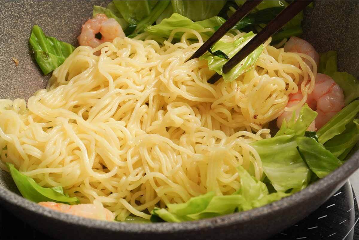 アジアン香るスパイシー焼きそば