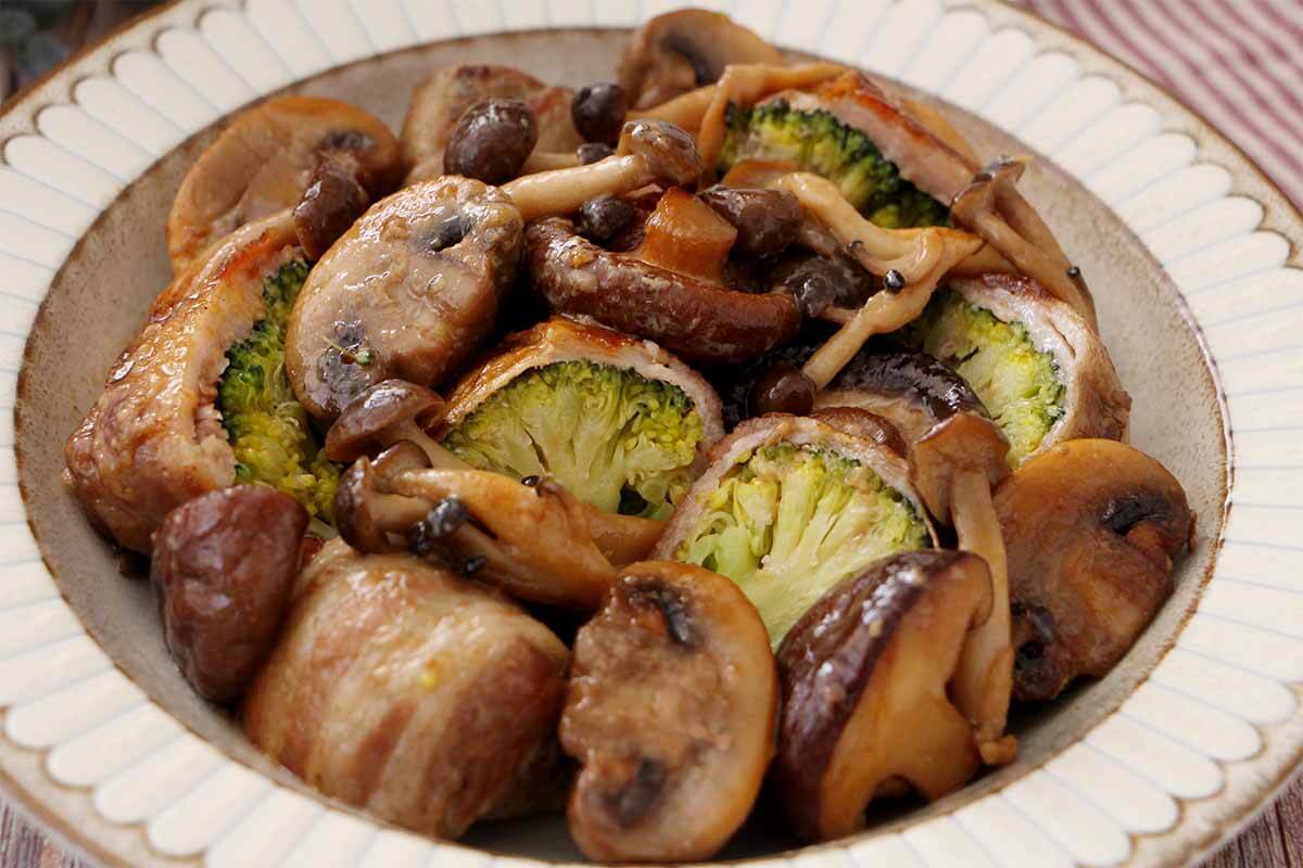 タサン志麻さん「ブロッコリーの肉巻き キノコソース」