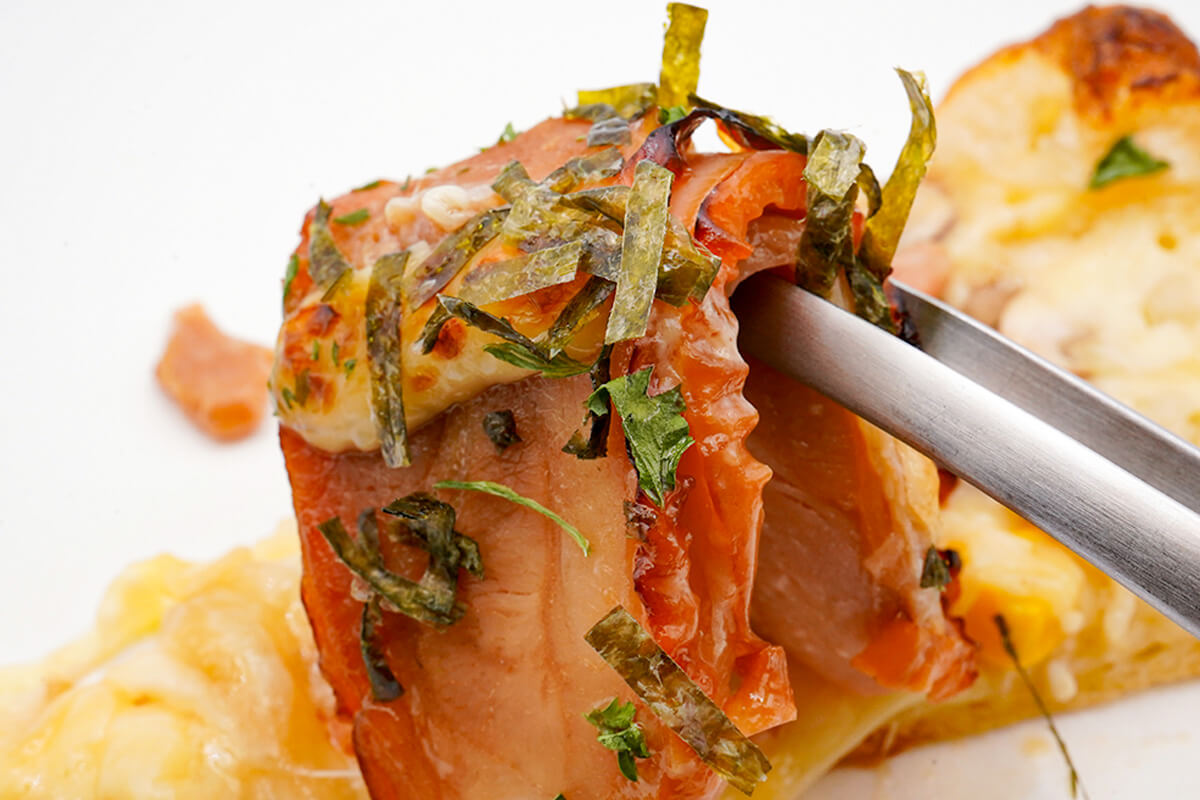 ピザーラ『肉3倍盛り テリヤキチキン』