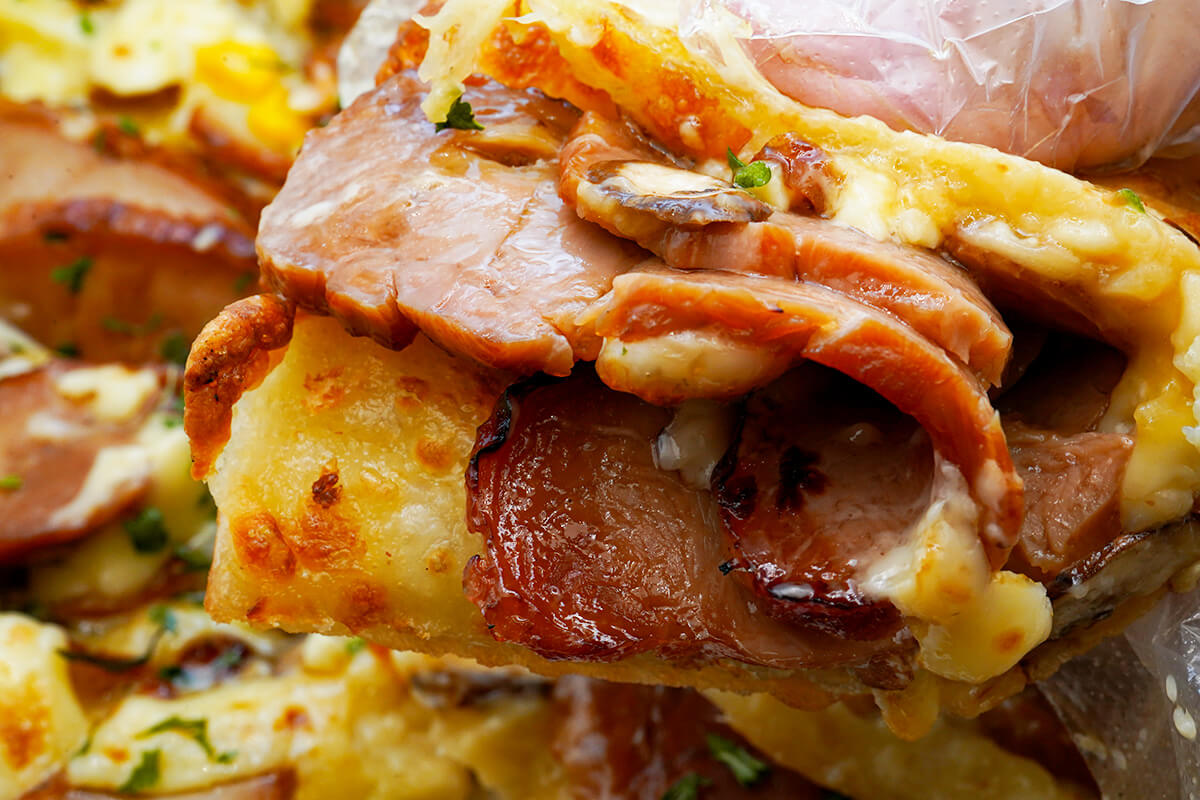 ピザーラ『肉3倍盛り テリヤキチキン』