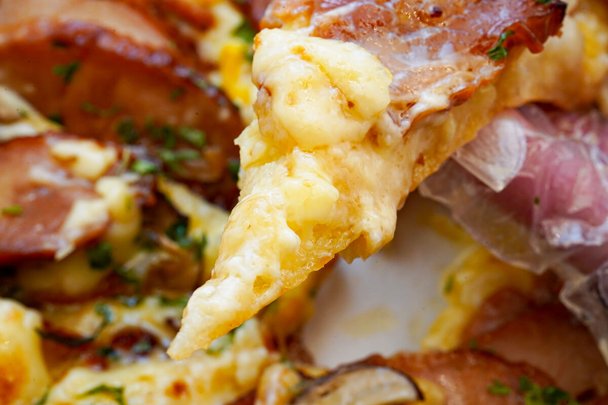 ピザーラ『肉3倍盛り テリヤキチキン』