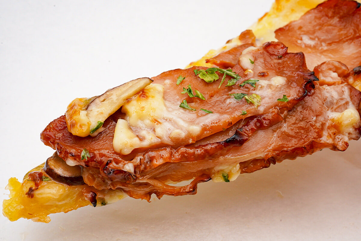 ピザーラ『肉3倍盛り テリヤキチキン』