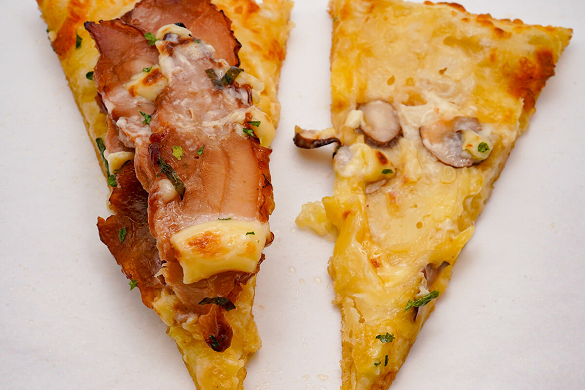 ピザーラ『肉3倍盛り テリヤキチキン』