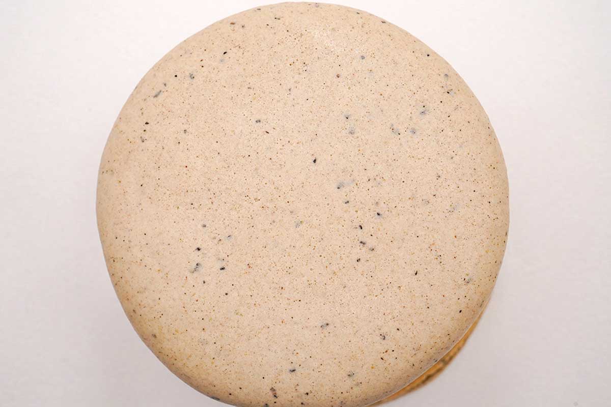 セブンイレブン７プレミアム　マカロンアイス　ほうじ茶ラテ