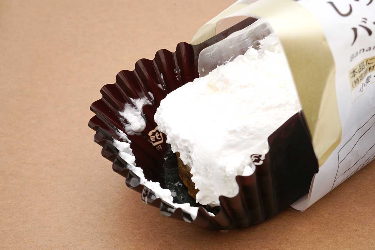 ローソンしっとりむぎゅっ！バナナケーキ