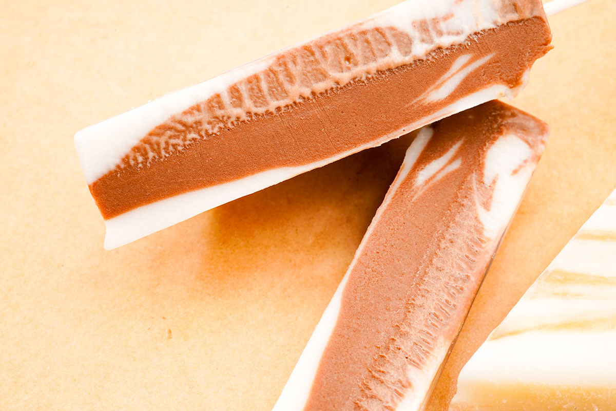 セブンイレブン「アンデイコ　ちょこもっちホワイトチョコ仕立て」