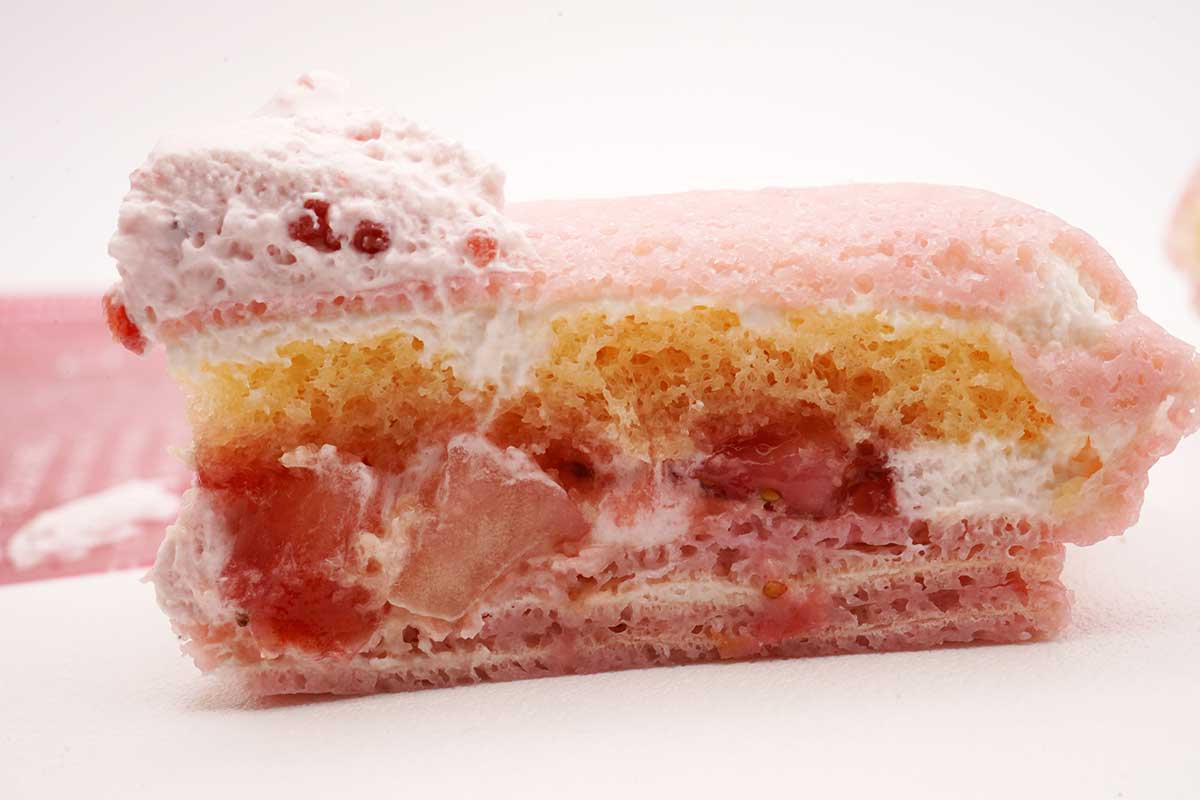 ローソン「Uchi Café×ICHIBIKO いちごショートケーキのクレープ」