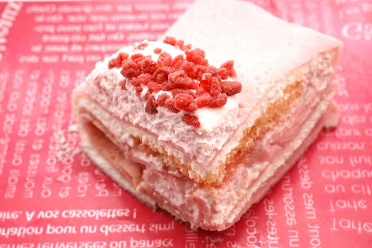 ローソン「Uchi Café×ICHIBIKO いちごショートケーキのクレープ」