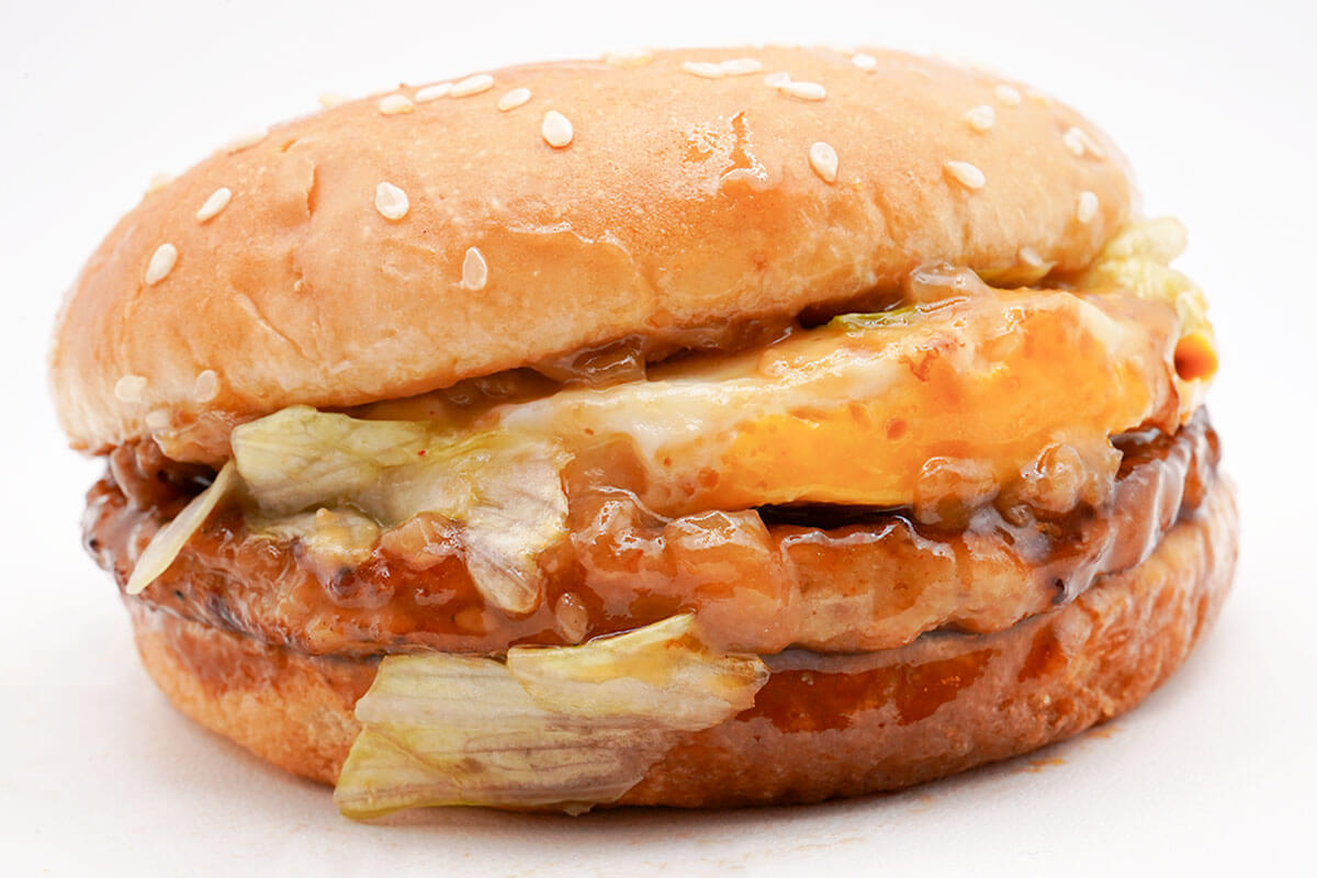 マクドナルド「コク旨かるび焼肉風てりたま」