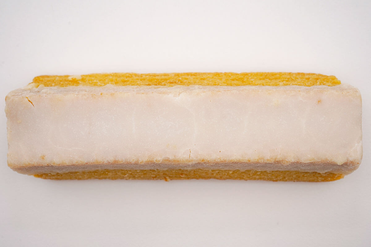 無印良品「不揃い　塩パン風バウム」