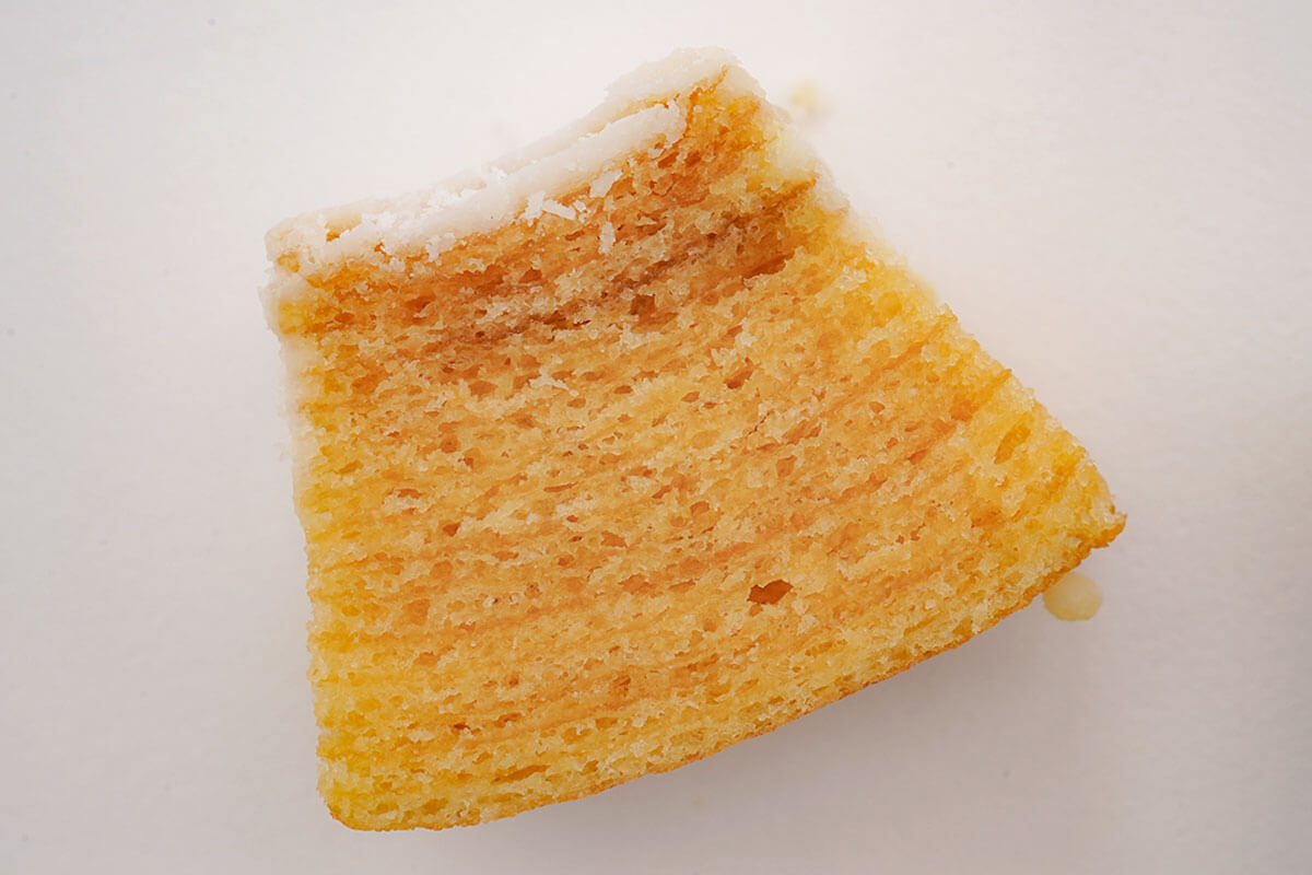 無印良品「不揃い　塩パン風バウム」