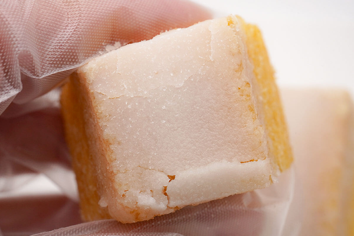 無印良品「不揃い　塩パン風バウム」