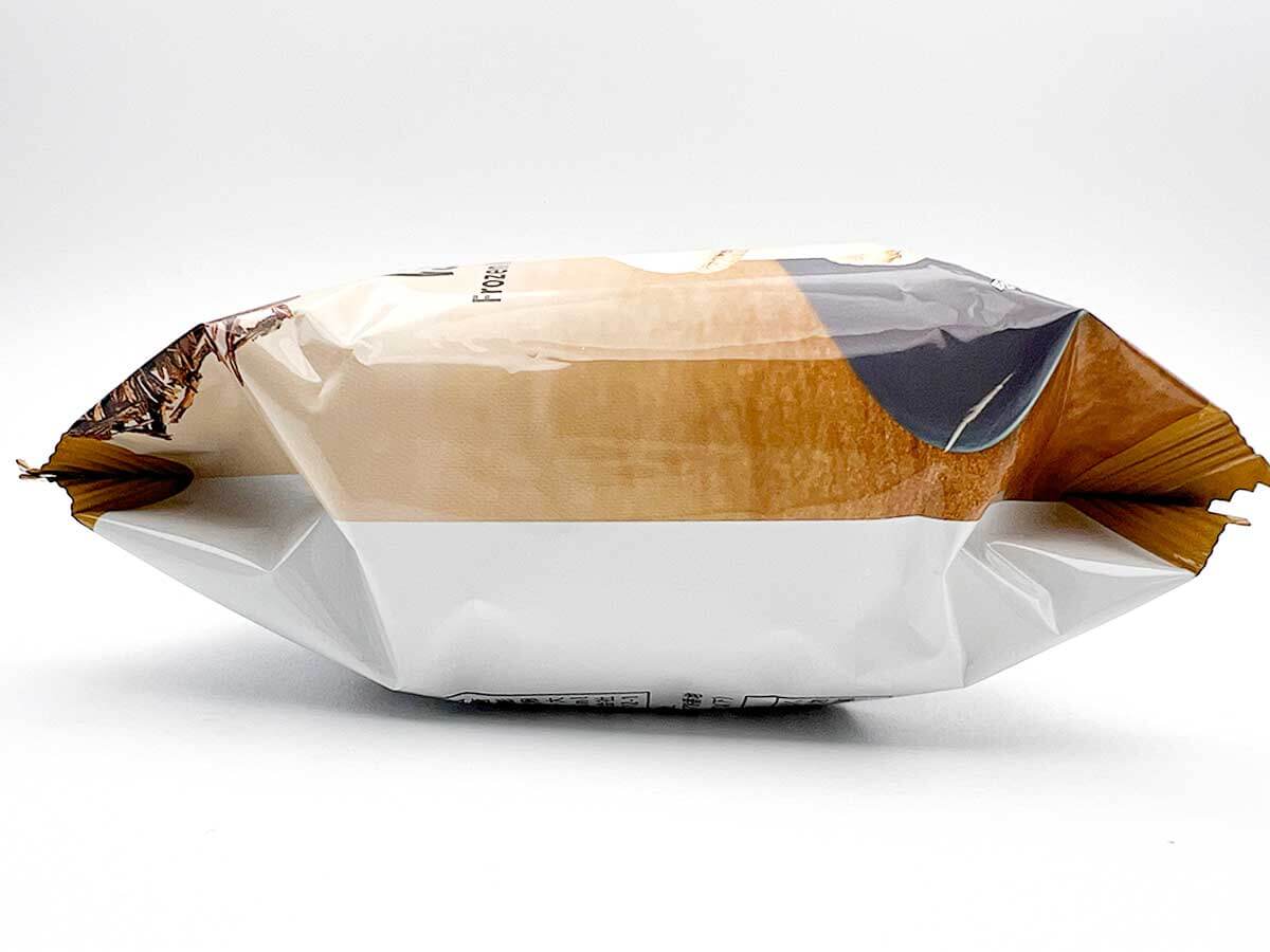 セブンイレブン７プレミアム　マカロンアイス　ほうじ茶ラテ