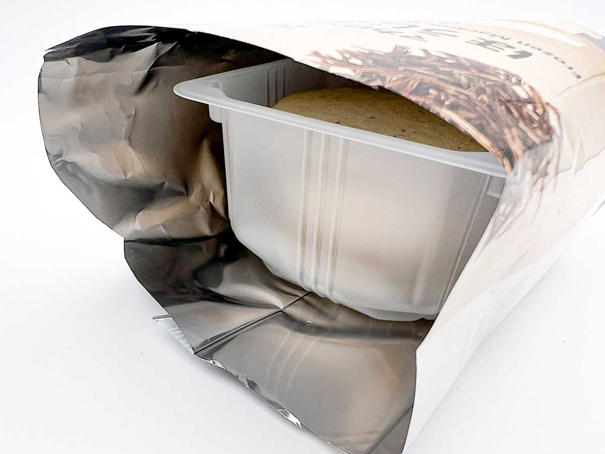 セブンイレブン７プレミアム　マカロンアイス　ほうじ茶ラテ